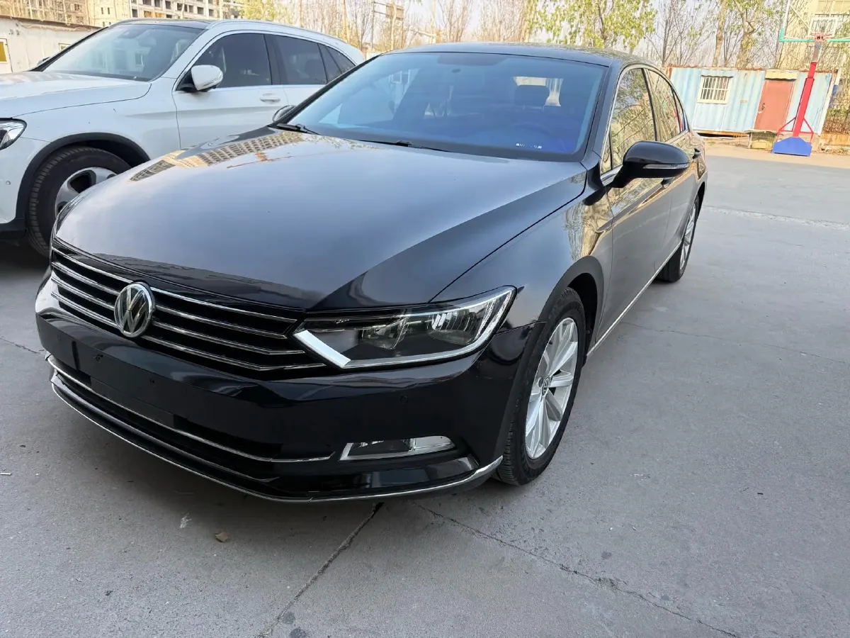 2018 Volkswagen Magotan 1.8T 180HP L4 7DCT,autocango,china used car exporter,china ev exporter,chinese used car exporter,chinese used ev exporter