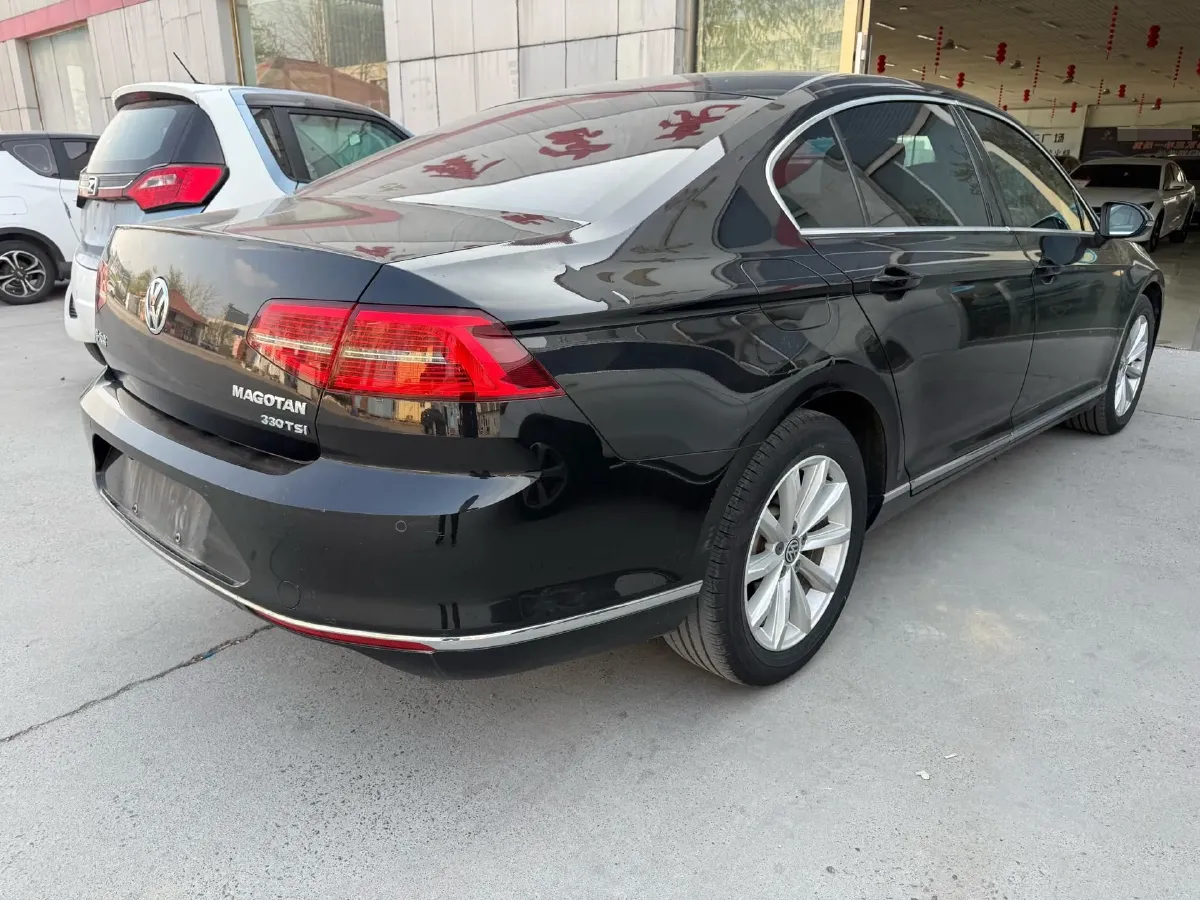 2018 Volkswagen Magotan 1.8T 180HP L4 7DCT,autocango,china used car exporter,china ev exporter,chinese used car exporter,chinese used ev exporter