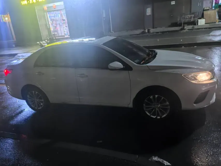 2020 Geely Vision 1.5L 109HP L4 5MT,autocango,china used car exporter,china ev exporter,chinese used car exporter,chinese used ev exporter