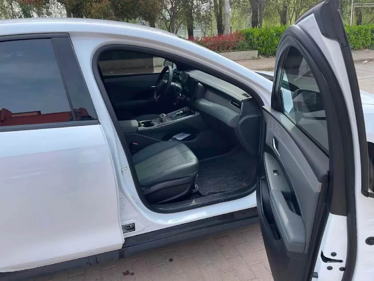 2025 BYD Qin Plus 1.5L 101HP L4 E-CVT PHEV 7.68KWH,autocango,china used car exporter,china ev exporter,chinese used car exporter,chinese used ev exporter