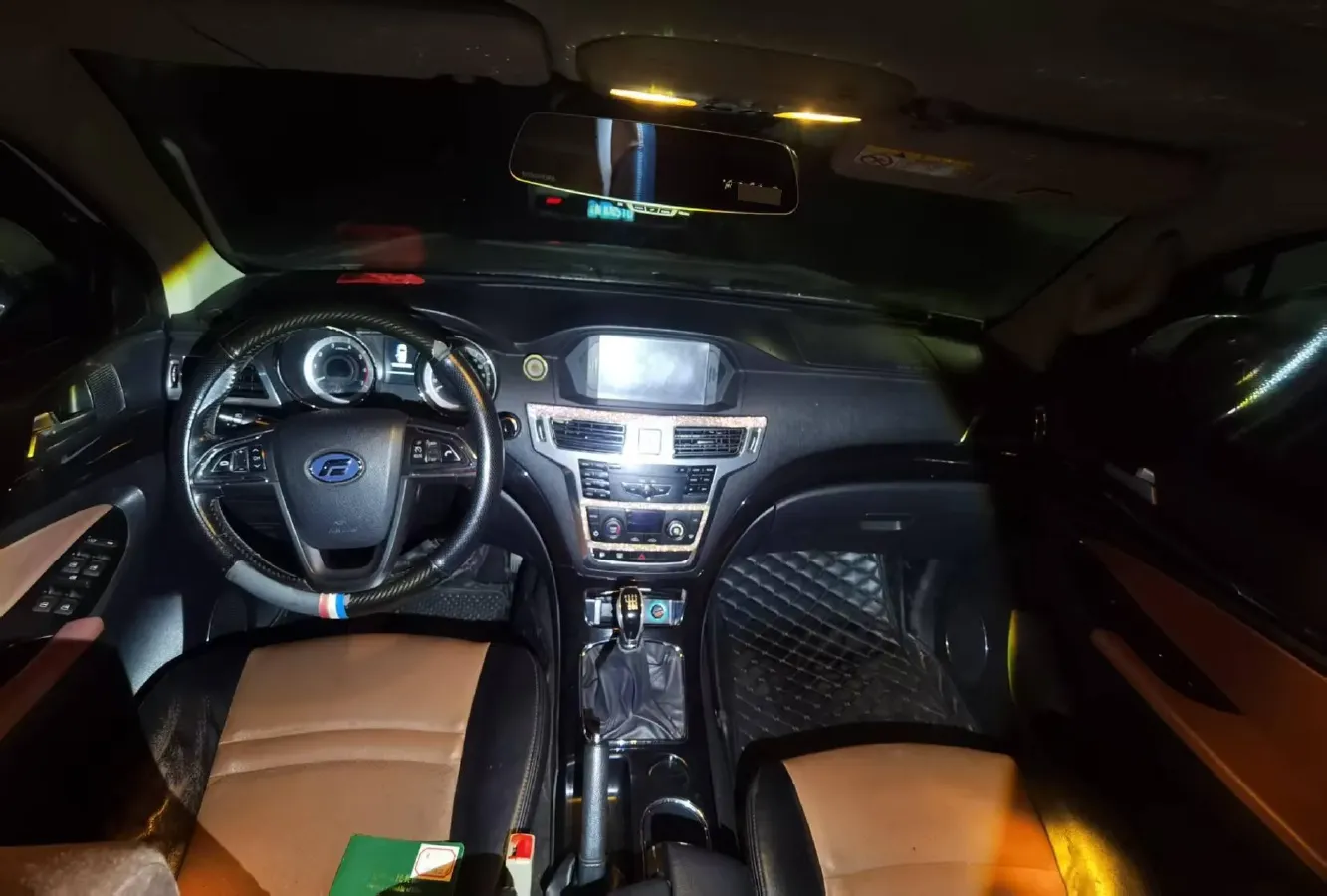 2017 JMC YuHu 7 2.4T 140HP L4 6MT,autocango,china used car exporter,china ev exporter,chinese used car exporter,chinese used ev exporter