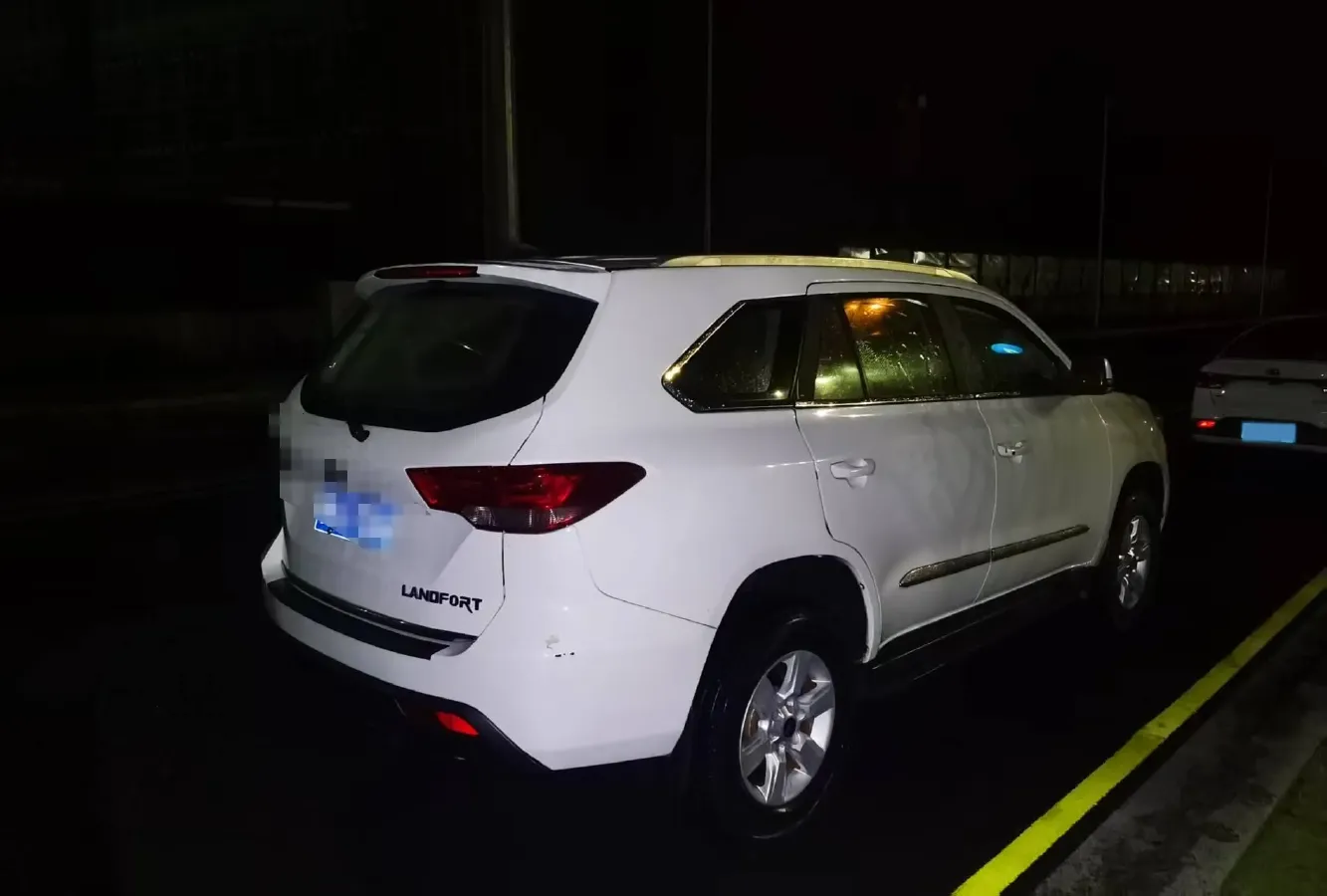 2017 JMC YuHu 7 2.4T 140HP L4 6MT,autocango,china used car exporter,china ev exporter,chinese used car exporter,chinese used ev exporter