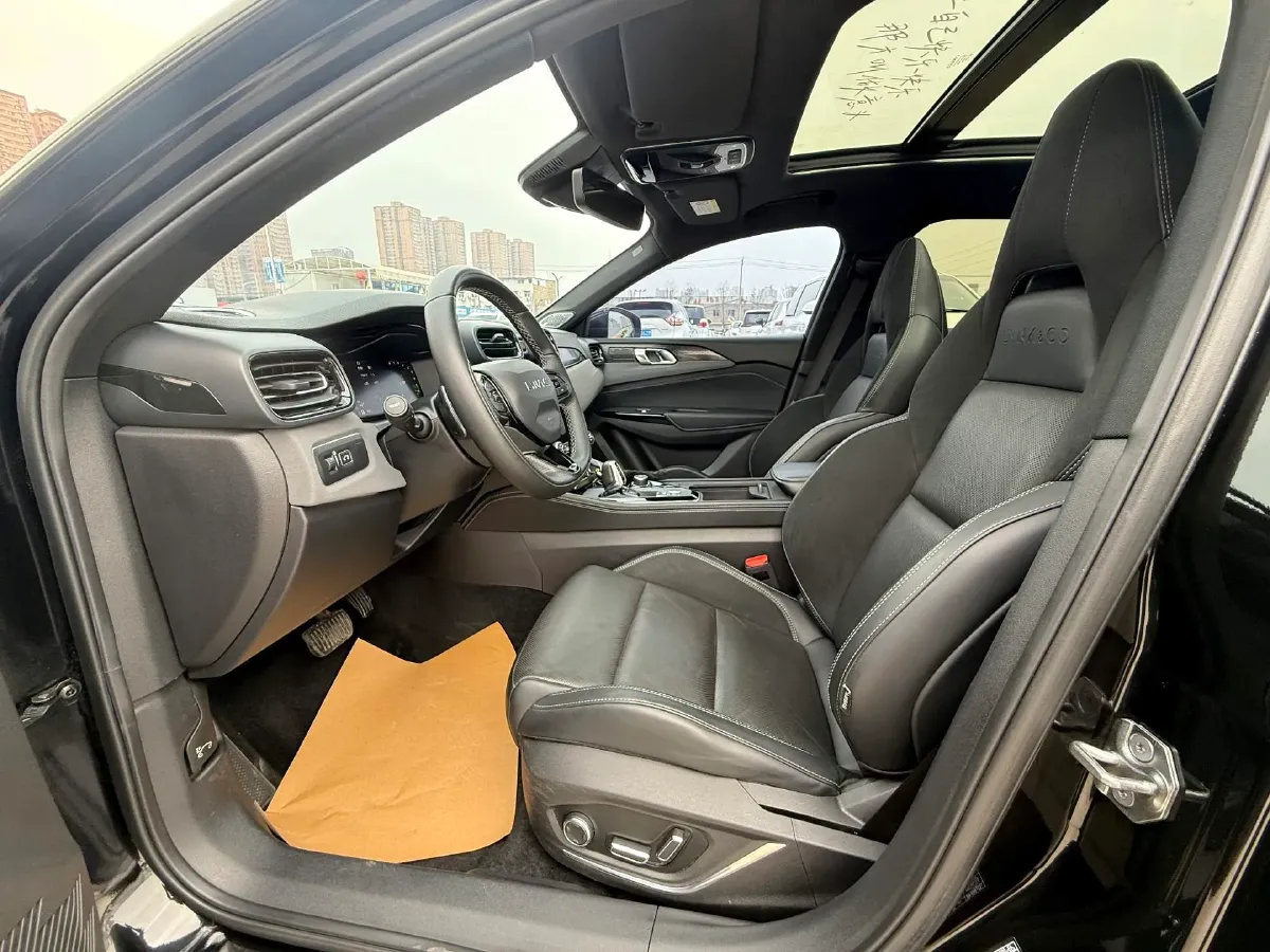 2022 LYNK&CO 03 2.0T 190HP L4 7DCT,autocango,china used car exporter,china ev exporter,chinese used car exporter,chinese used ev exporter