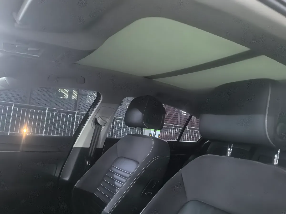 2020 Volkswagen Magotan 2.0T 186HP L4 7DCT,autocango,china used car exporter,china ev exporter,chinese used car exporter,chinese used ev exporter