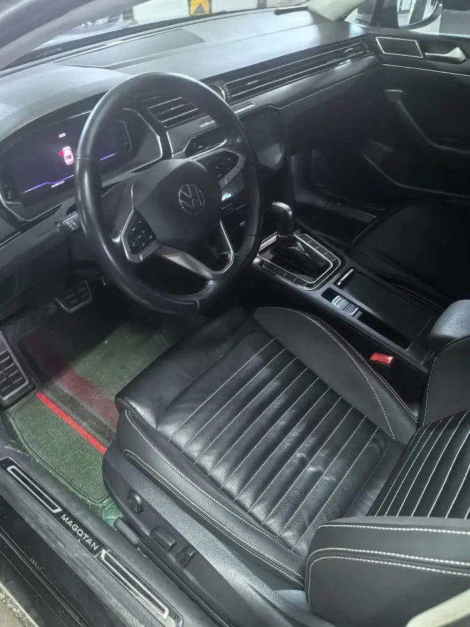 2020 Volkswagen Magotan 2.0T 186HP L4 7DCT,autocango,china used car exporter,china ev exporter,chinese used car exporter,chinese used ev exporter