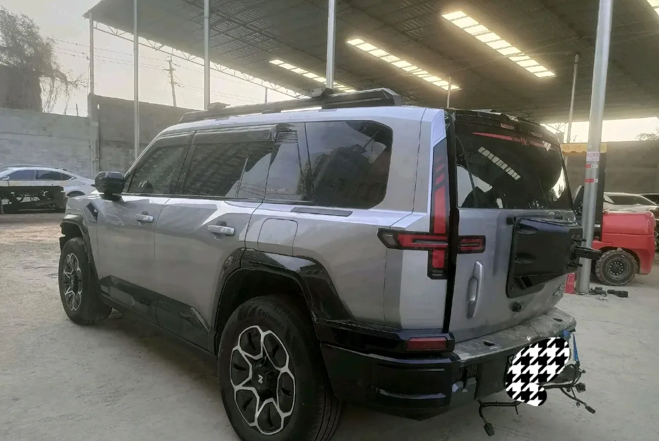 2025 BMW 3 Series 2.0T 245HP L4 8AT,autocango,china used car exporter,china ev exporter,chinese used car exporter,chinese used ev exporter