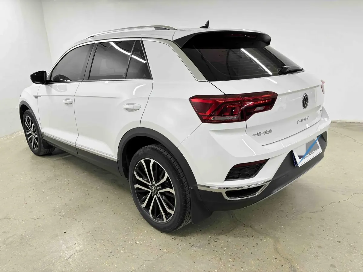 2021 Volkswagen T-Roc 1.4T 150HP L4 7DCT,autocango,china used car exporter,china ev exporter,chinese used car exporter,chinese used ev exporter