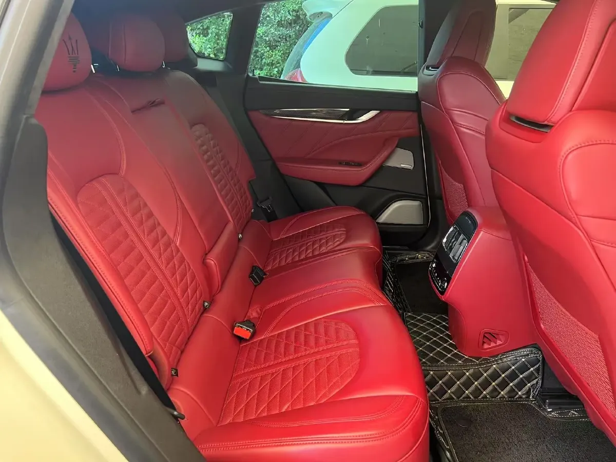 2019 Maserati Levante 3.8T 550HP V8 8AT,autocango,china used car exporter,china ev exporter,chinese used car exporter,chinese used ev exporter