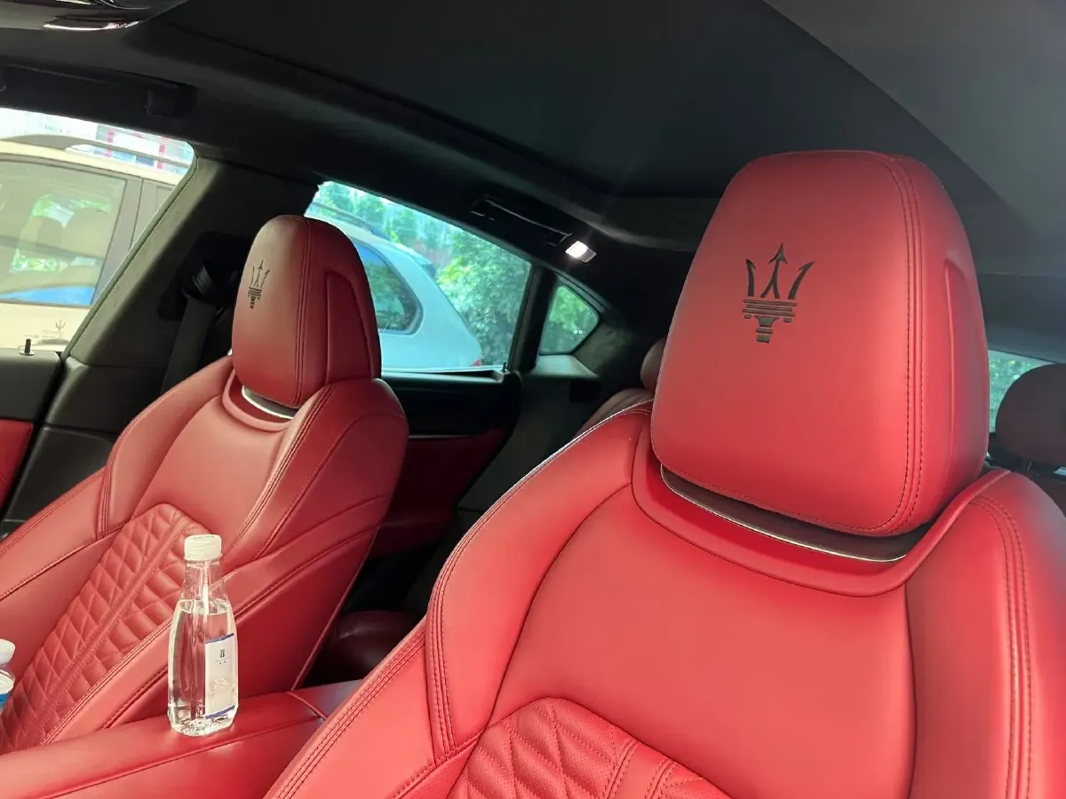 2019 Maserati Levante 3.8T 550HP V8 8AT,autocango,china used car exporter,china ev exporter,chinese used car exporter,chinese used ev exporter