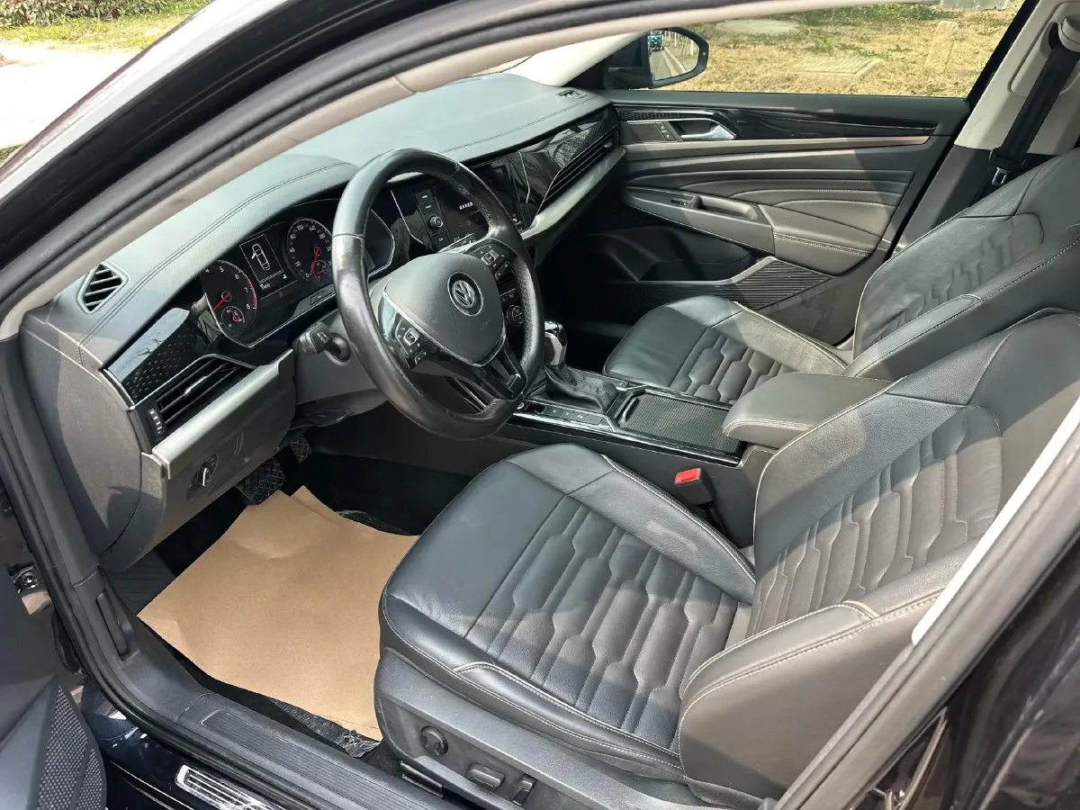 2019 Volkswagen Passat 1.4T 150HP L4 7DCT,autocango,china used car exporter,china ev exporter,chinese used car exporter,chinese used ev exporter