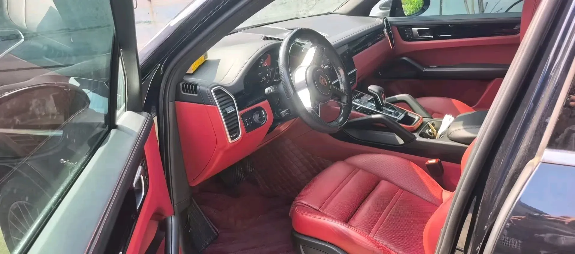 2023 Porsche Cayenne 2.0T 252HP L4 8AT PHEV 17.9KWH,autocango,china used car exporter,china ev exporter,chinese used car exporter,chinese used ev exporter