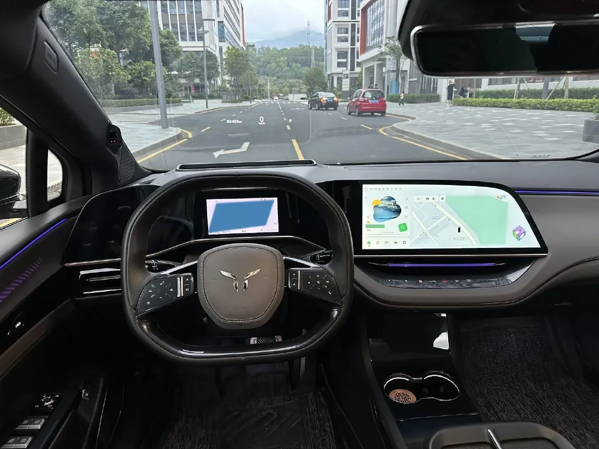 2024 HongQi EH7 BEV 111KWH,autocango,china used car exporter,china ev exporter,chinese used car exporter,chinese used ev exporter