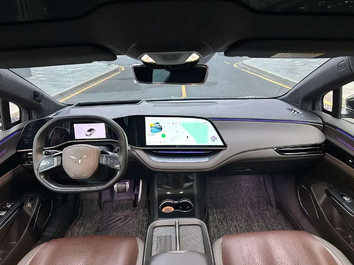 2024 HongQi EH7 BEV 111KWH,autocango,china used car exporter,china ev exporter,chinese used car exporter,chinese used ev exporter