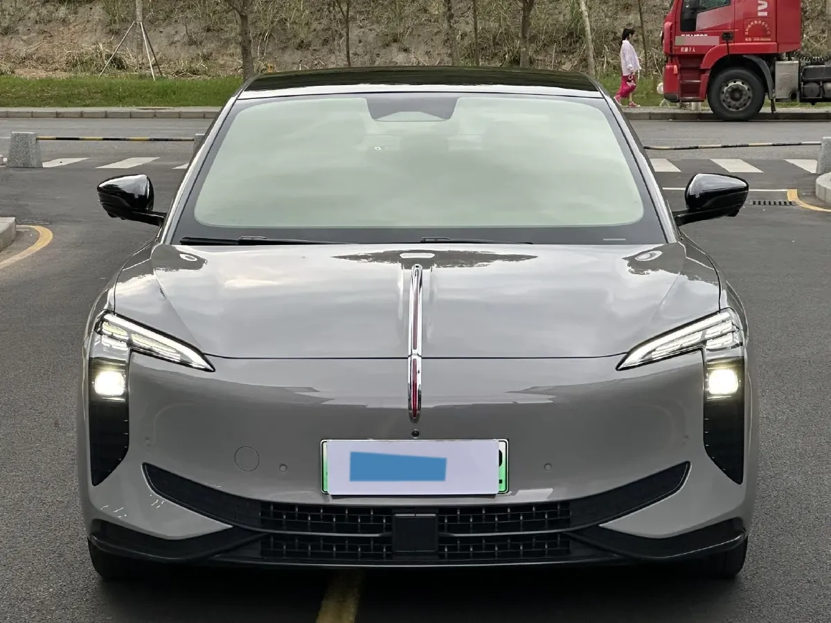 2024 HongQi EH7 BEV 111KWH,autocango,china used car exporter,china ev exporter,chinese used car exporter,chinese used ev exporter