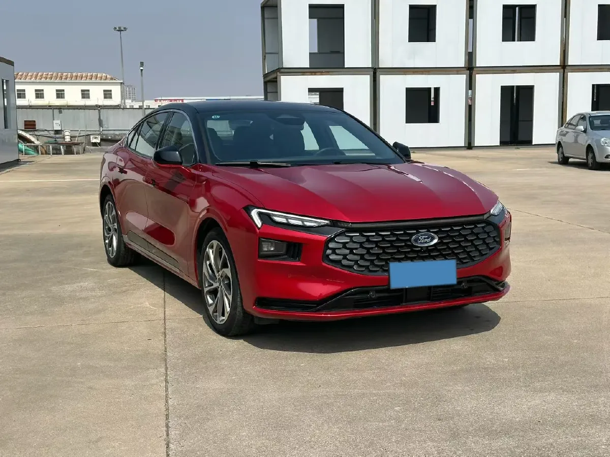 2025 Ford Mondeo 2.0T 254HP L4 8AT,autocango,china used car exporter,china ev exporter,chinese used car exporter,chinese used ev exporter