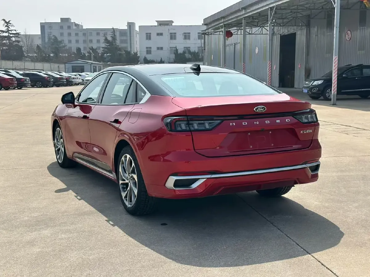 2025 Ford Mondeo 2.0T 254HP L4 8AT,autocango,china used car exporter,china ev exporter,chinese used car exporter,chinese used ev exporter