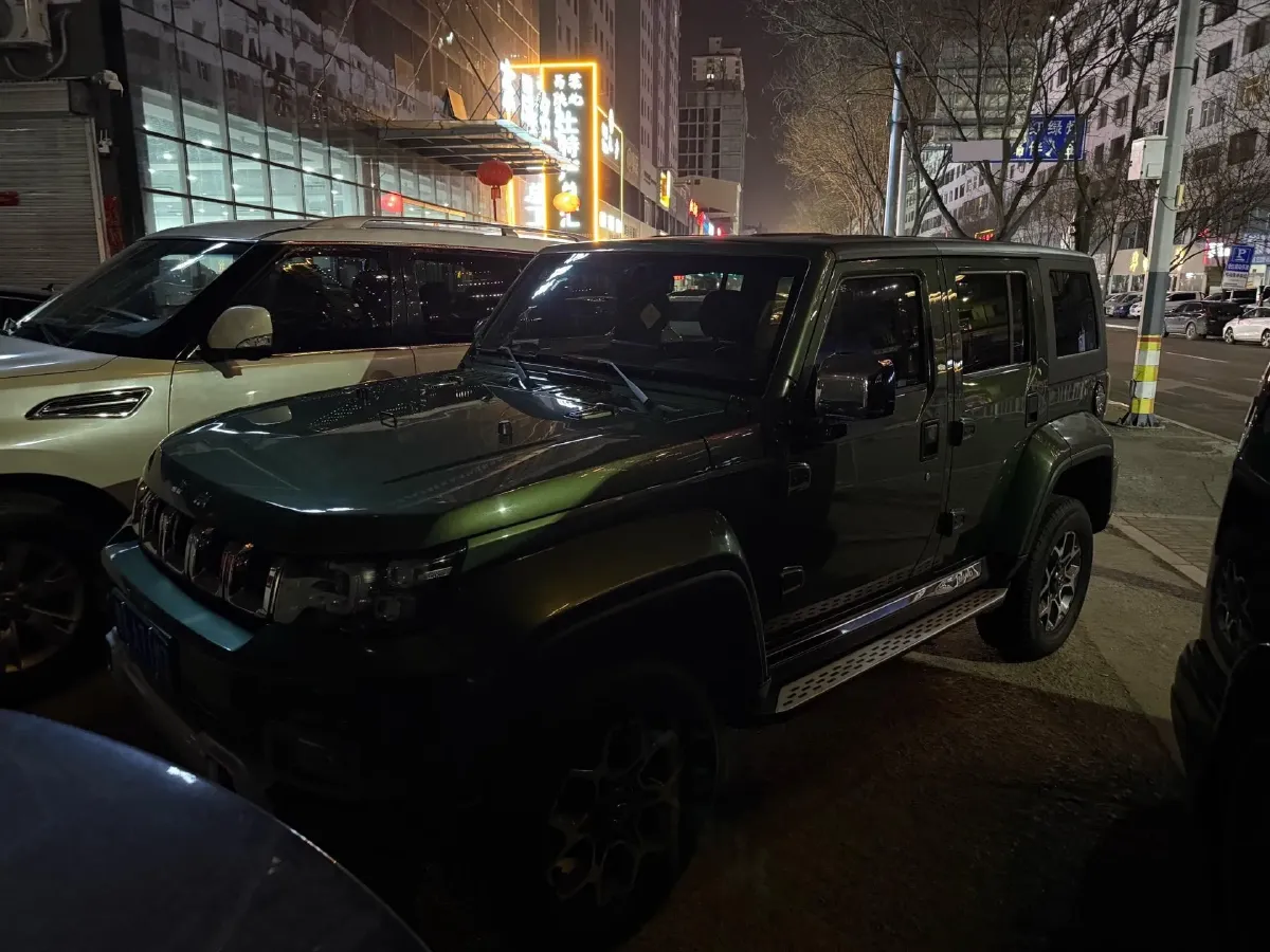 2018 Beijing BJ40 2.3T 250HP L4 6AT,autocango,china used car exporter,china ev exporter,chinese used car exporter,chinese used ev exporter