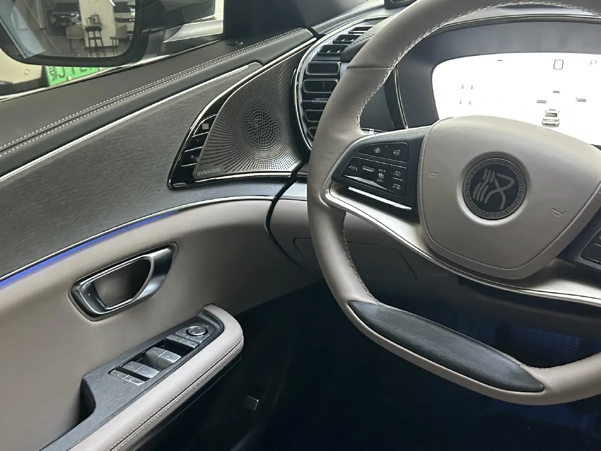 2025 BYD Han 1.5T 156HP L4 E-CVT PHEV,autocango,china used car exporter,china ev exporter,chinese used car exporter,chinese used ev exporter