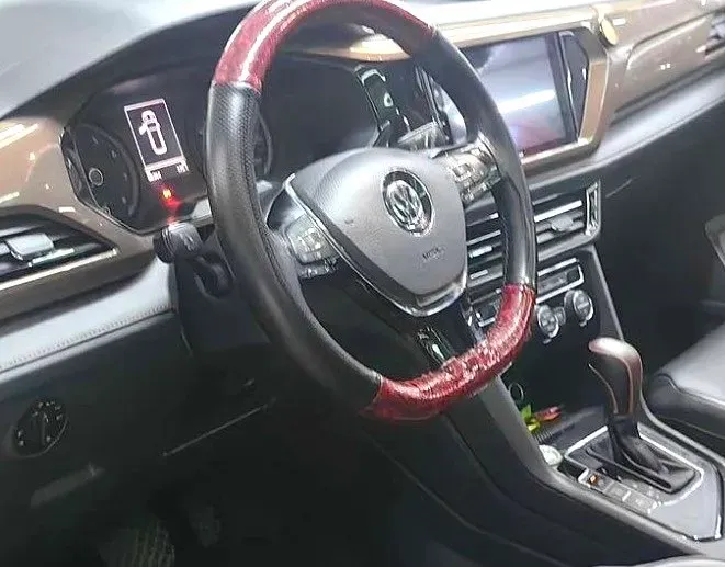 2019 MINI MINI 1.5T 102HP L3 7DCT,autocango,china used car exporter,china ev exporter,chinese used car exporter,chinese used ev exporter