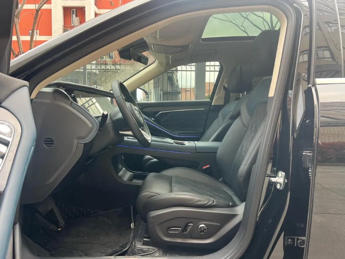 2024 Voyah FREE 1.5T 150HP L4 REEV 39.2KWH,autocango,china used car exporter,china ev exporter,chinese used car exporter,chinese used ev exporter