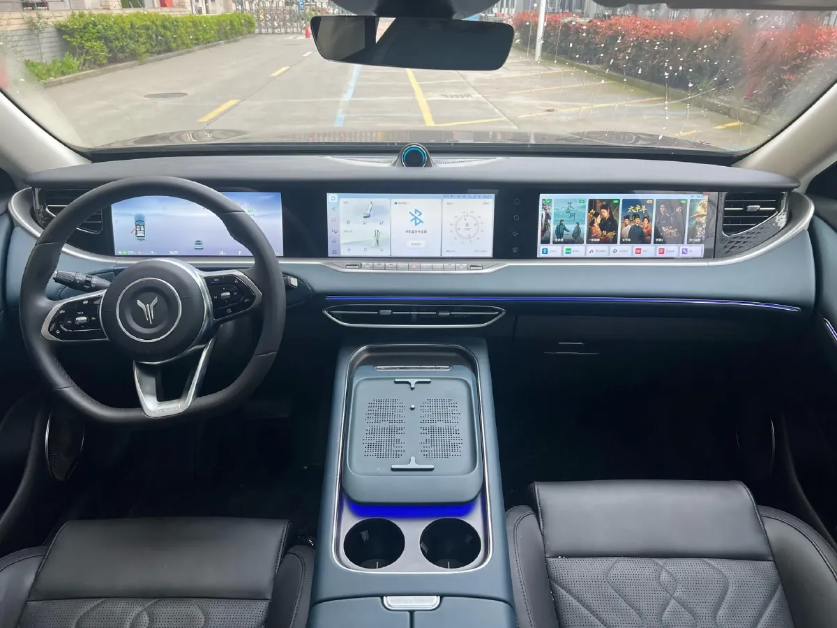 2024 Voyah FREE 1.5T 150HP L4 REEV 39.2KWH,autocango,china used car exporter,china ev exporter,chinese used car exporter,chinese used ev exporter