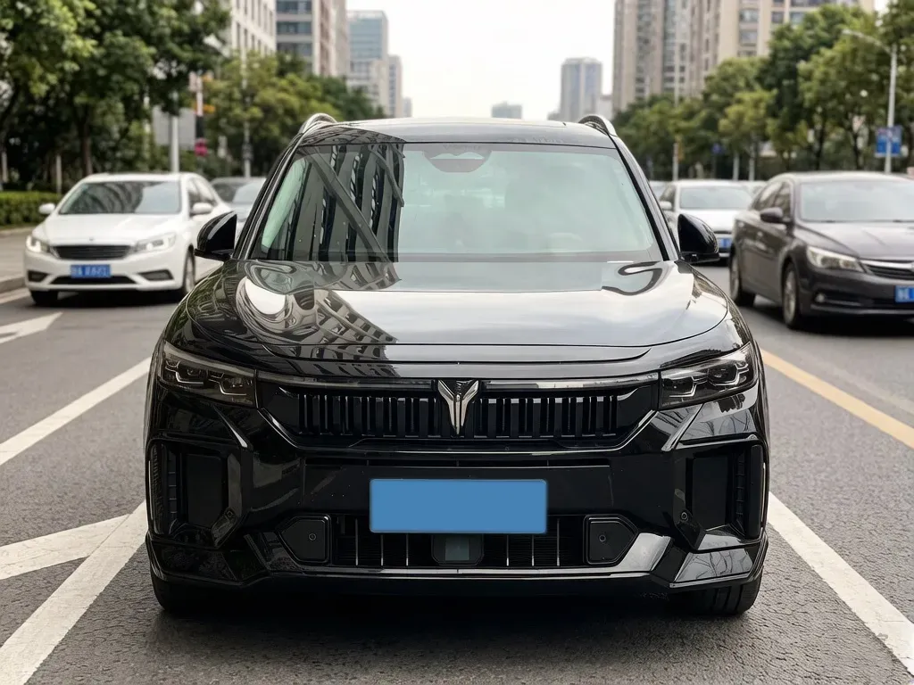 2024 Voyah FREE 1.5T 150HP L4 REEV 39.2KWH,autocango,china used car exporter,china ev exporter,chinese used car exporter,chinese used ev exporter