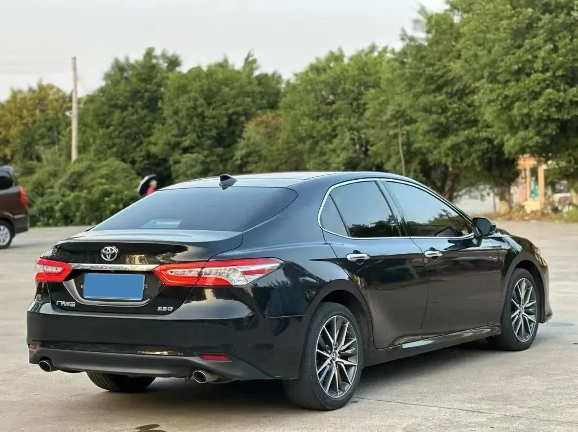 2021 Toyota Camry 2.5L 209HP L4 8AT,autocango,china used car exporter,china ev exporter,chinese used car exporter,chinese used ev exporter