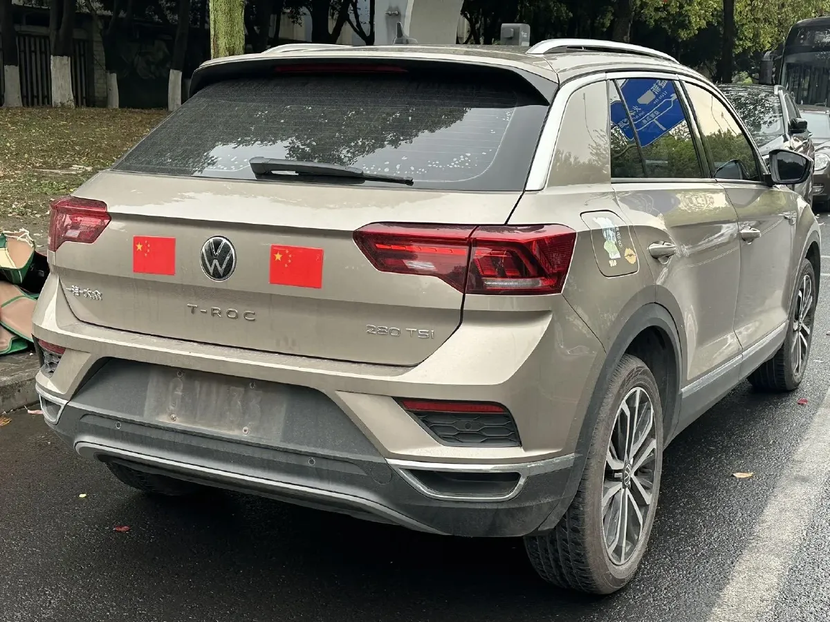 2021 Volkswagen T-Roc 1.4T 150HP L4 7DCT,autocango,china used car exporter,china ev exporter,chinese used car exporter,chinese used ev exporter