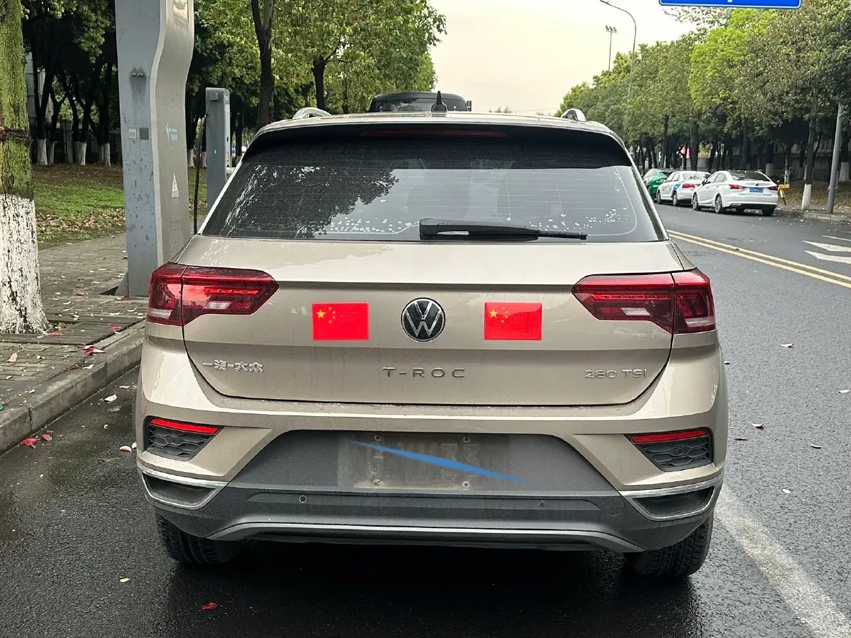 2021 Volkswagen T-Roc 1.4T 150HP L4 7DCT,autocango,china used car exporter,china ev exporter,chinese used car exporter,chinese used ev exporter