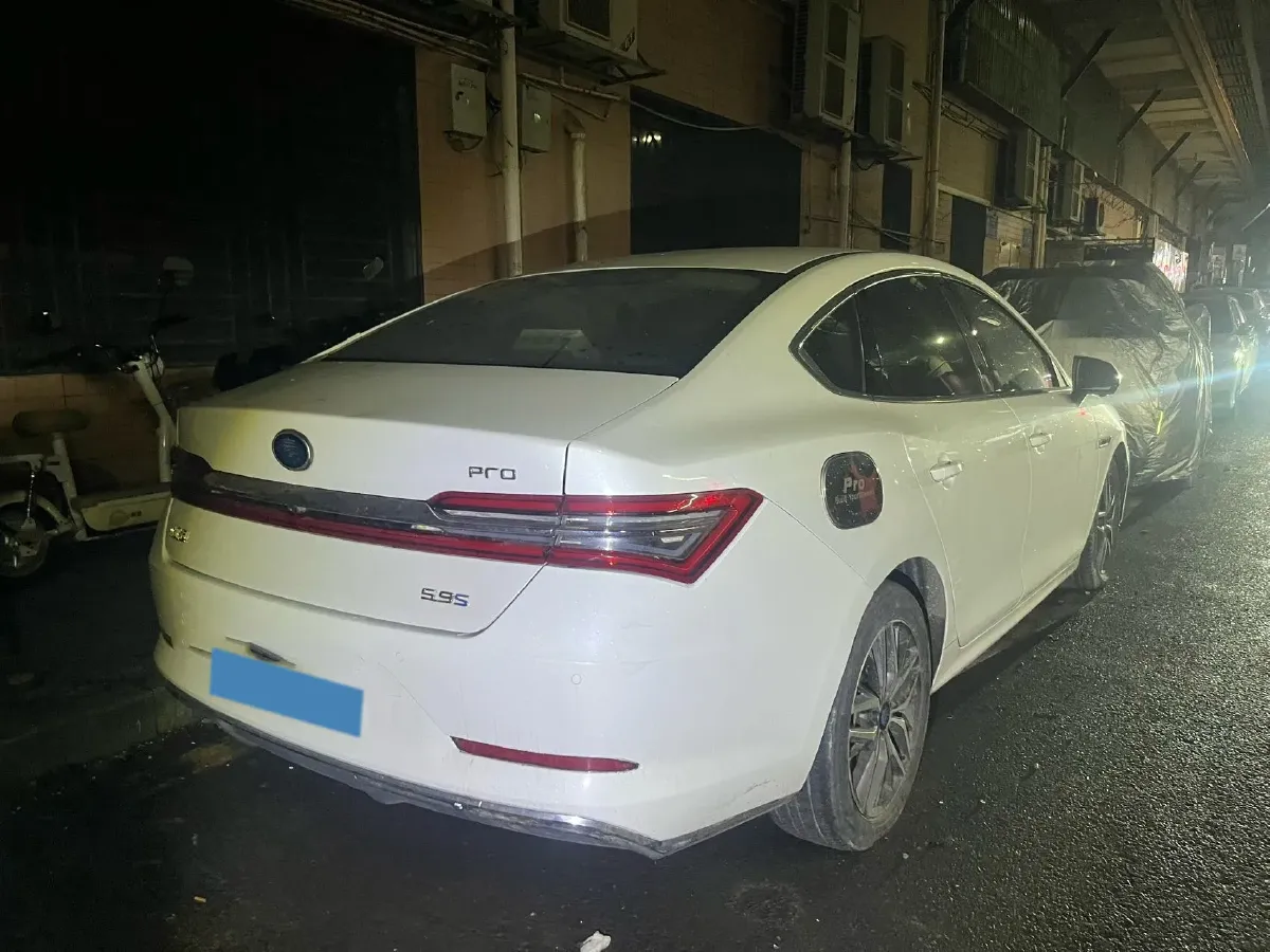 2018 BYD Qin 1.5T 154HP L4 6DCT PHEV 15.2KWH,autocango,china used car exporter,china ev exporter,chinese used car exporter,chinese used ev exporter