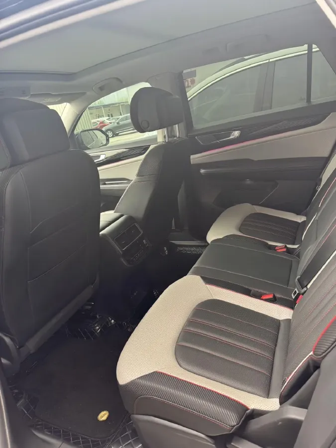 2024 Volkswagen Teramont 2.0T 220HP L4 7DCT,autocango,china used car exporter,china ev exporter,chinese used car exporter,chinese used ev exporter