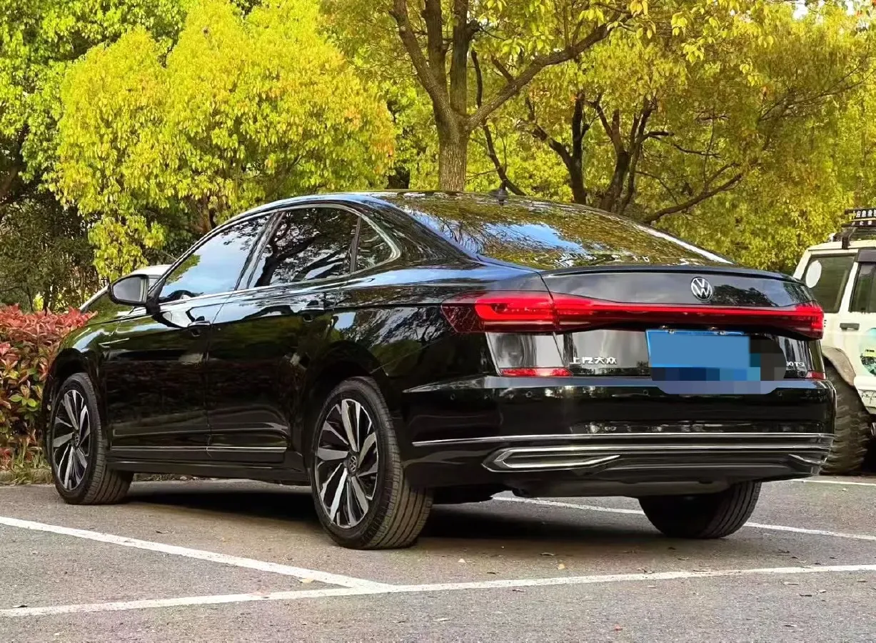 2022 Xpeng P7 BEV 60.2KWH,autocango,china used car exporter,china ev exporter,chinese used car exporter,chinese used ev exporter