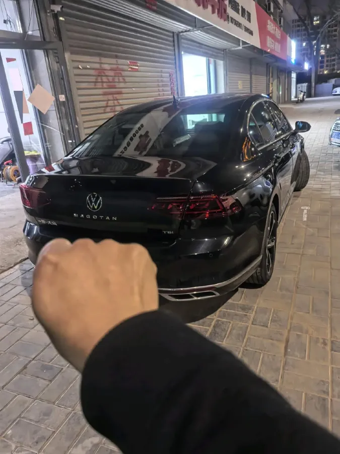 2023 Volkswagen Magotan 2.0T 186HP L4 7DCT,autocango,china used car exporter,china ev exporter,chinese used car exporter,chinese used ev exporter