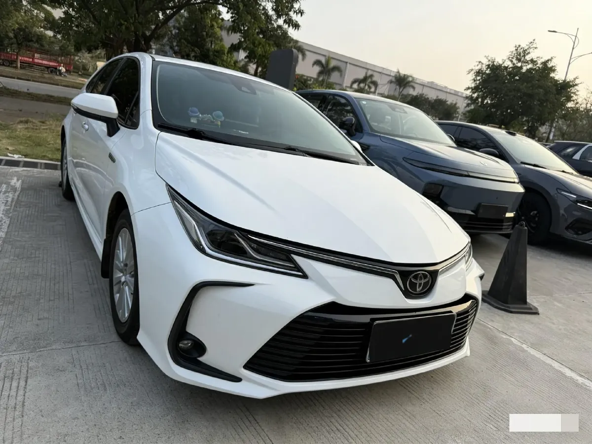 2021 Toyota Corolla 1.5L 121HP L3 CVT,autocango,china used car exporter,china ev exporter,chinese used car exporter,chinese used ev exporter