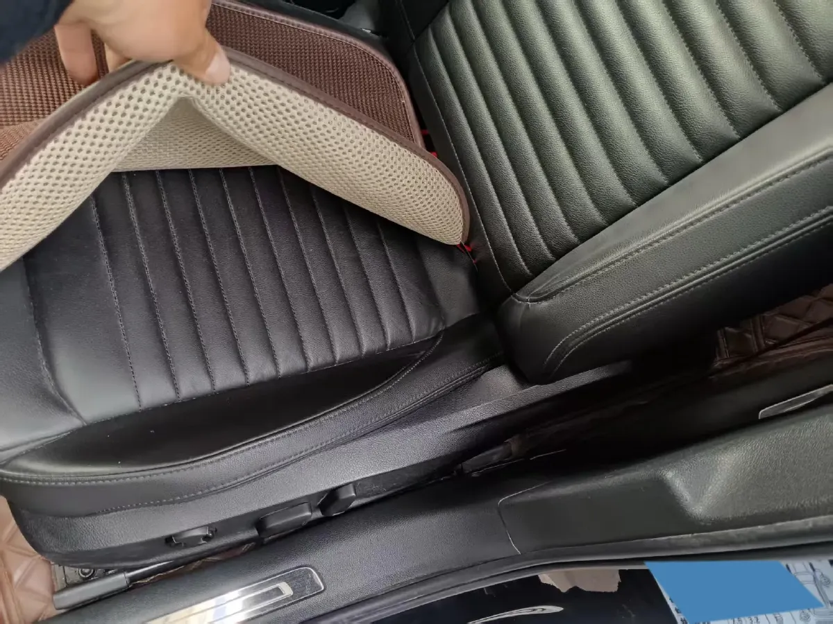 2019 Volkswagen Magotan 2.0T 186HP L4 7DCT,autocango,china used car exporter,china ev exporter,chinese used car exporter,chinese used ev exporter