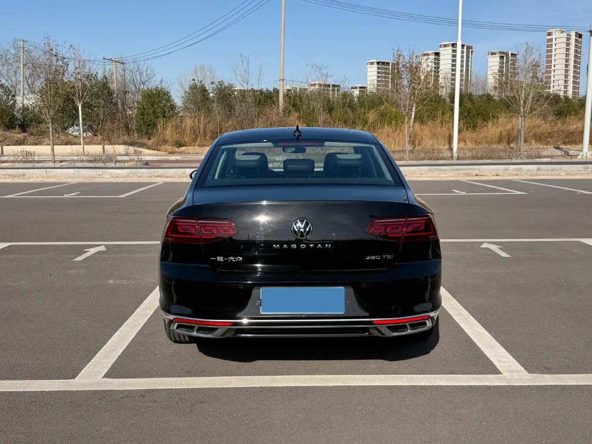 2025 Volkswagen Magotan 1.4T 150HP L4 7DCT,autocango,china used car exporter,china ev exporter,chinese used car exporter,chinese used ev exporter