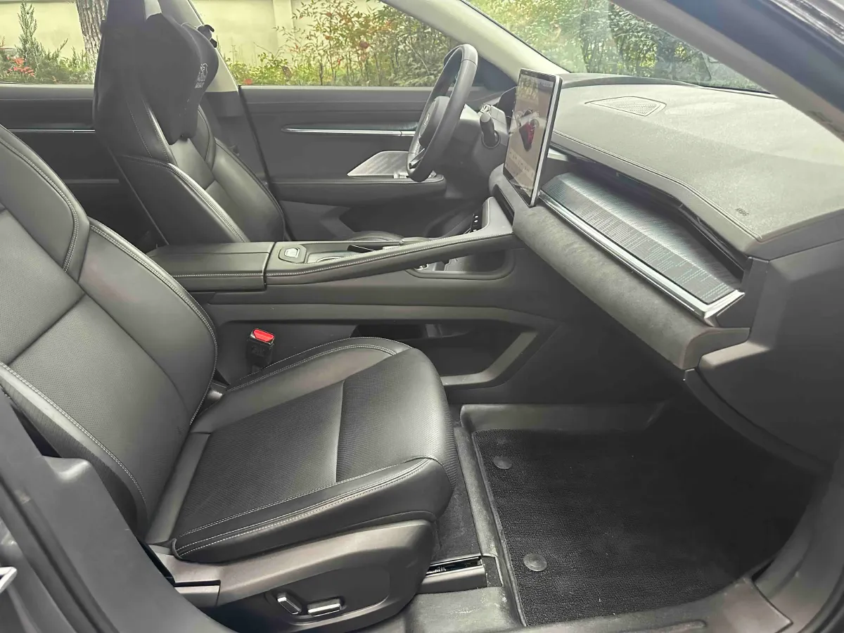 2022 Zeekr 001 BEV 86KWH,autocango,china used car exporter,china ev exporter,chinese used car exporter,chinese used ev exporter