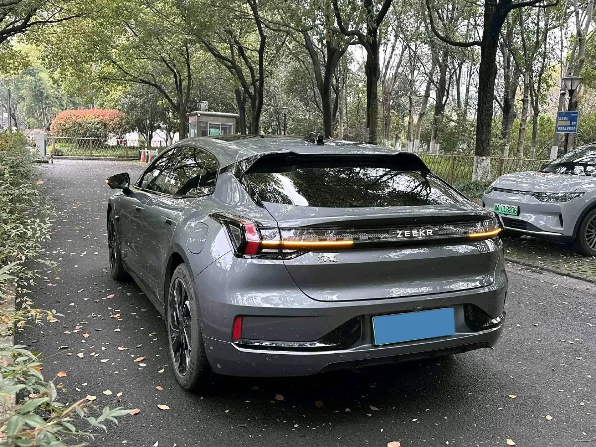 2022 Zeekr 001 BEV 86KWH,autocango,china used car exporter,china ev exporter,chinese used car exporter,chinese used ev exporter