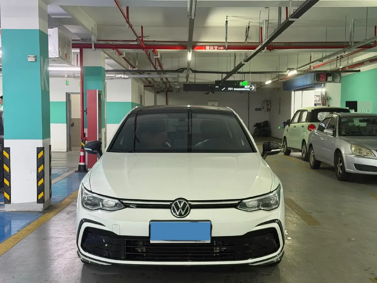 2023 Volkswagen Golf 1.4T 150HP L4 7DCT,autocango,china used car exporter,china ev exporter,chinese used car exporter,chinese used ev exporter