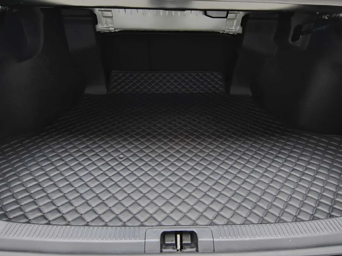 2023 Toyota Camry 2.5L 178HP L4 E-CVT Hybrid,autocango,china used car exporter,china ev exporter,chinese used car exporter,chinese used ev exporter