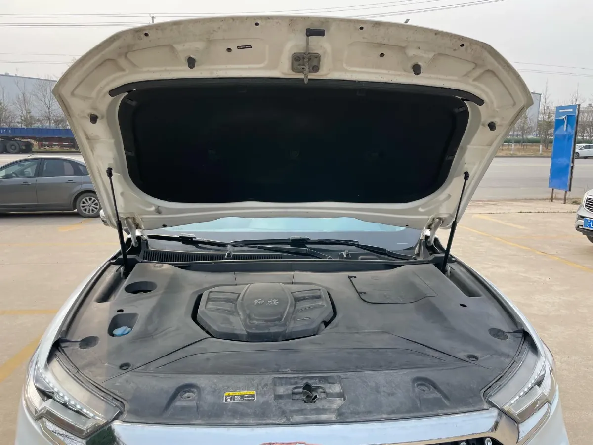 2022 HongQi HS5 2.0T 224HP L4 6AT,autocango,china used car exporter,china ev exporter,chinese used car exporter,chinese used ev exporter