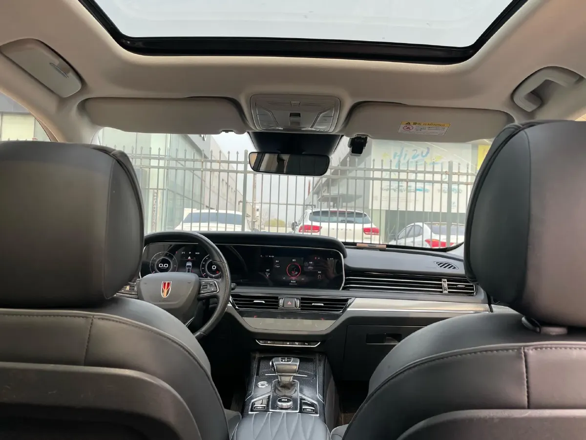 2022 HongQi HS5 2.0T 224HP L4 6AT,autocango,china used car exporter,china ev exporter,chinese used car exporter,chinese used ev exporter