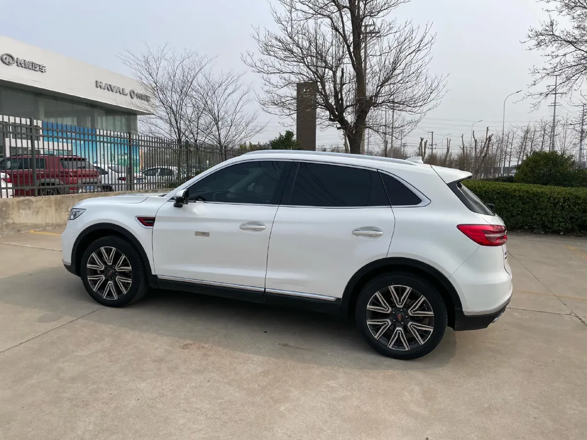 2022 HongQi HS5 2.0T 224HP L4 6AT,autocango,china used car exporter,china ev exporter,chinese used car exporter,chinese used ev exporter