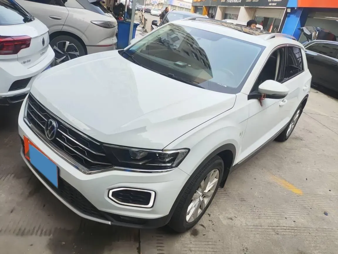 2022 Volkswagen T-Roc 1.4T 150HP L4 7DCT,autocango,china used car exporter,china ev exporter,chinese used car exporter,chinese used ev exporter