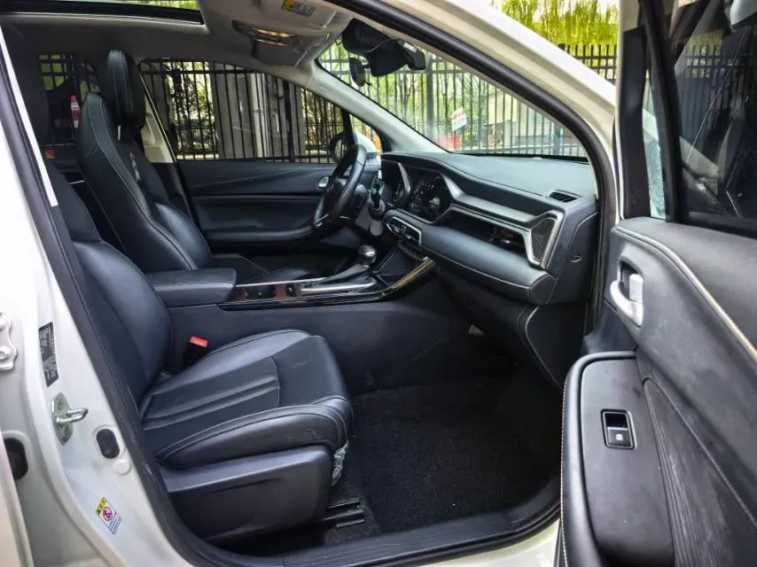 2022 GAC Trumpchi GS4 1.5T 169HP L4 6AT,autocango,china used car exporter,china ev exporter,chinese used car exporter,chinese used ev exporter