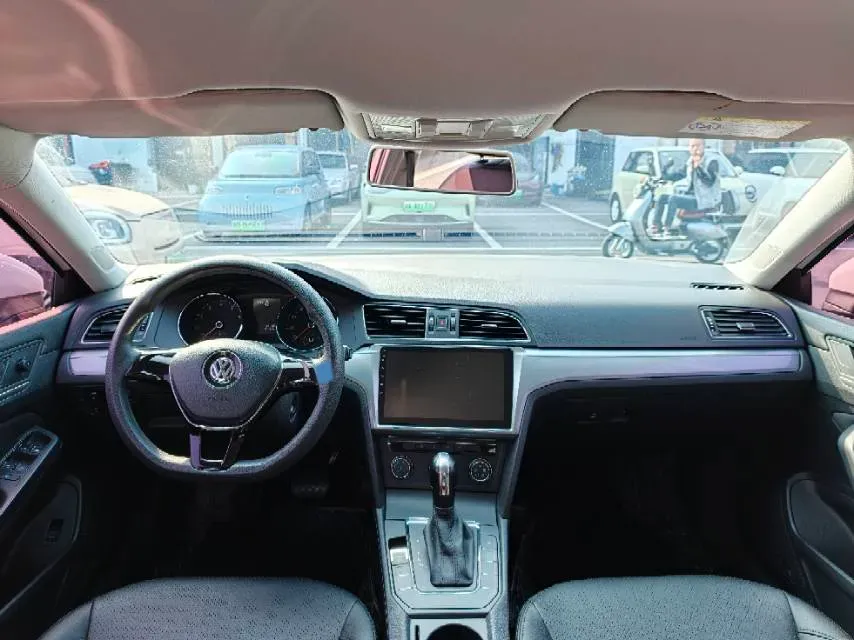 2017 Volkswagen Lamando 1.4T 131HP L4 7DCT,autocango,china used car exporter,china ev exporter,chinese used car exporter,chinese used ev exporter