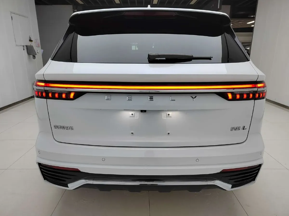 2024 Geely Monjaro 2.0T 238HP L4 8AT,autocango,china used car exporter,china ev exporter,chinese used car exporter,chinese used ev exporter