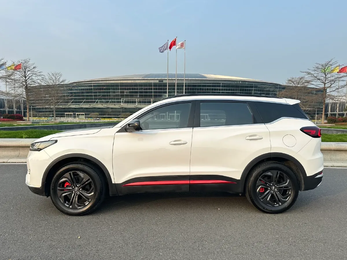 2021 Chery Tiggo 7 1.6T 197HP L4 7DCT,autocango,china used car exporter,china ev exporter,chinese used car exporter,chinese used ev exporter