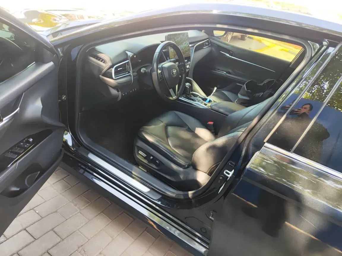 2021 Toyota Camry 2.5L 209HP L4 8AT,autocango,china used car exporter,china ev exporter,chinese used car exporter,chinese used ev exporter