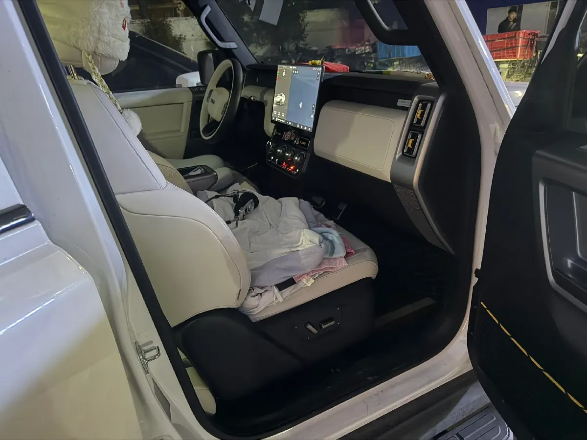 2025 iCAR iCAR Super V23 BEV 59.93KWH,autocango,china used car exporter,china ev exporter,chinese used car exporter,chinese used ev exporter